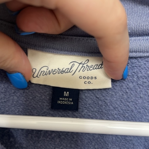 Universal thread button pullover - Picture 4 of 4